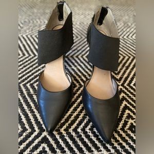 Seychelles pointy toe heels with elastic strap